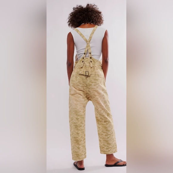 NWT M We The Free - Way It Goes Camo Harem Overalls - Picture 4 of 9